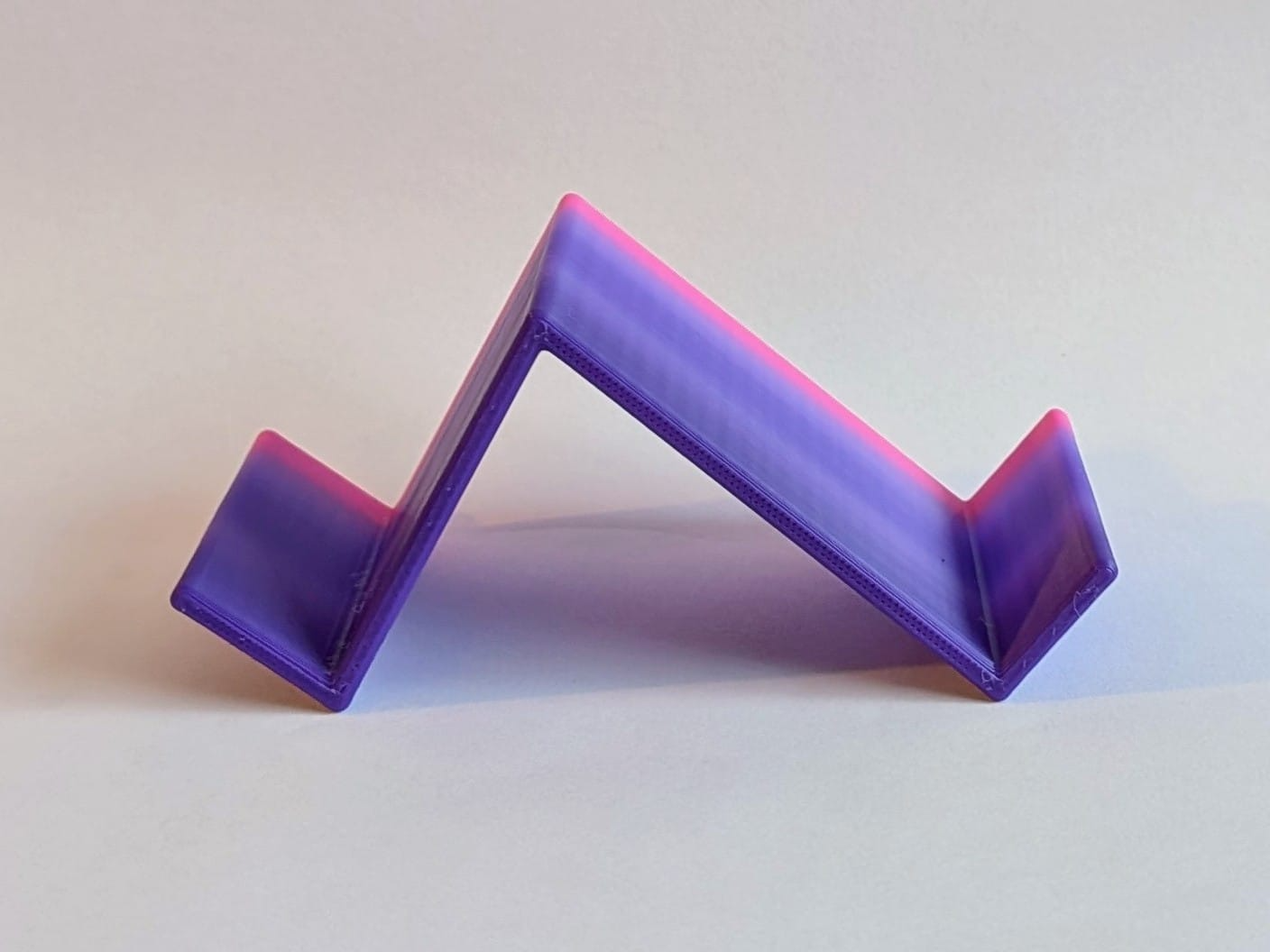 Stackable Phone Stand – Space-Saving Design