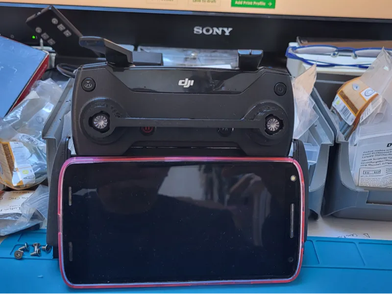 Phone support for DJI SPARK controller