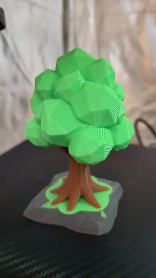 Cartoon tree low poly - Free 3D Print Model - MakerWorld