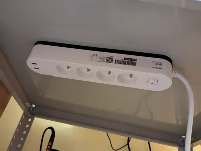 Ikea Koppla: Magnetic mounting gizmo