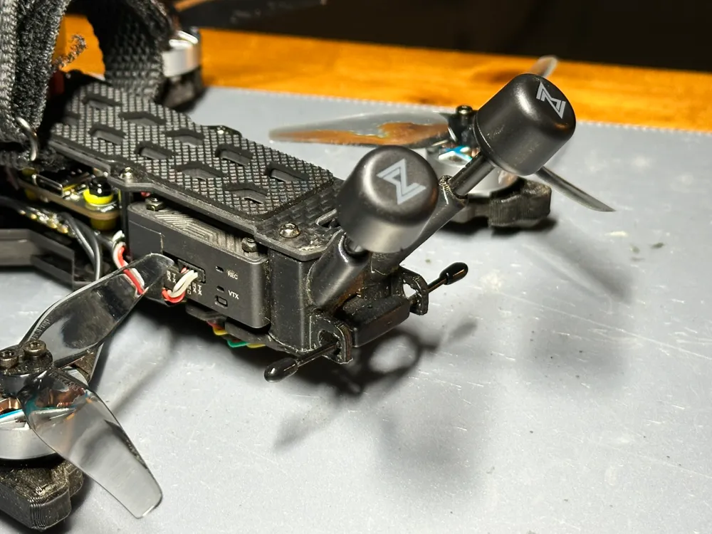 Walksnail moonlight antenna mount volador vx3/3.5 - Free 3D Print