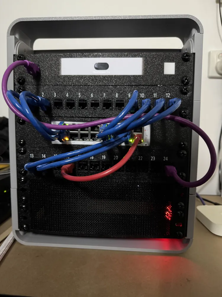 Parametric 10in Mini-Rack Panels by Crampy MakerWorld: Download Free 3D ...