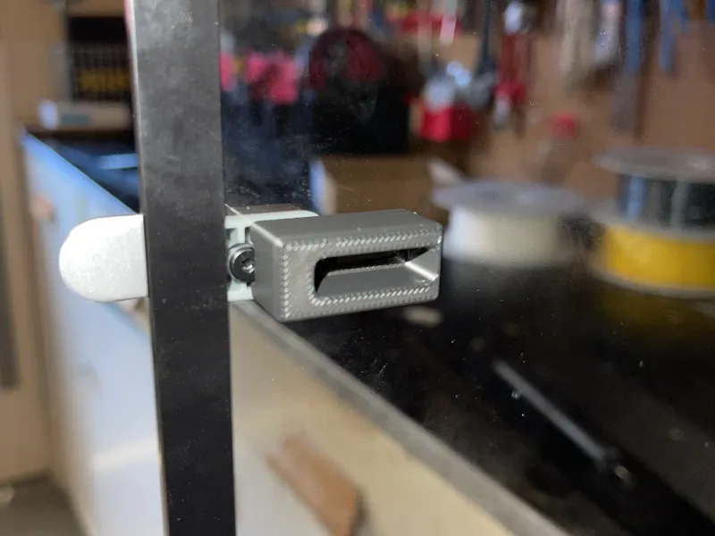 X1/P1 Hidden Door holder