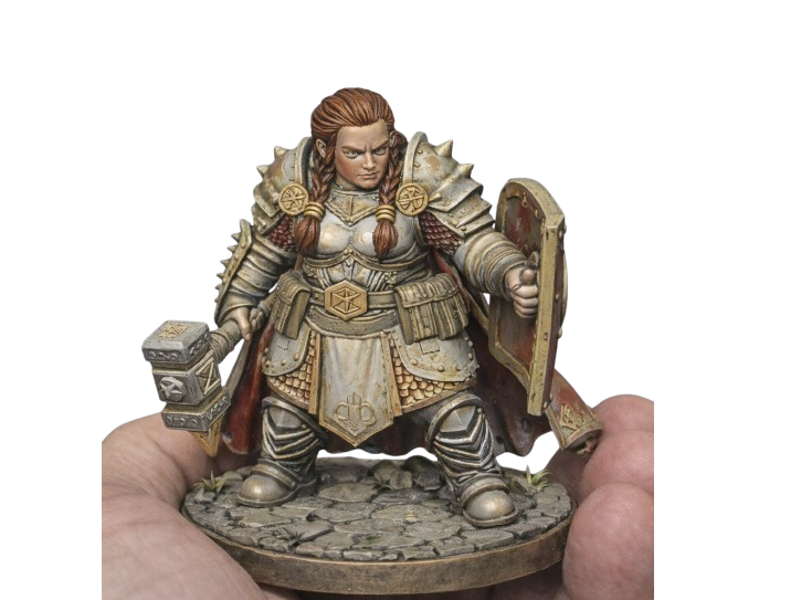 Dwarf Female Fighter Miniature