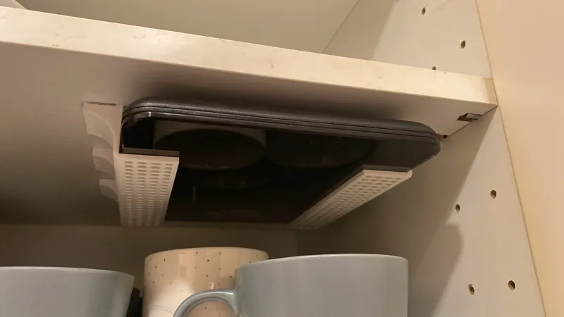 Scale holder - slide-in - for underside mount