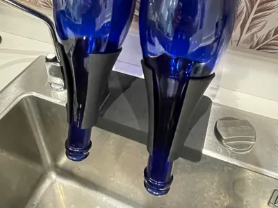 BOTTLE HOLDER