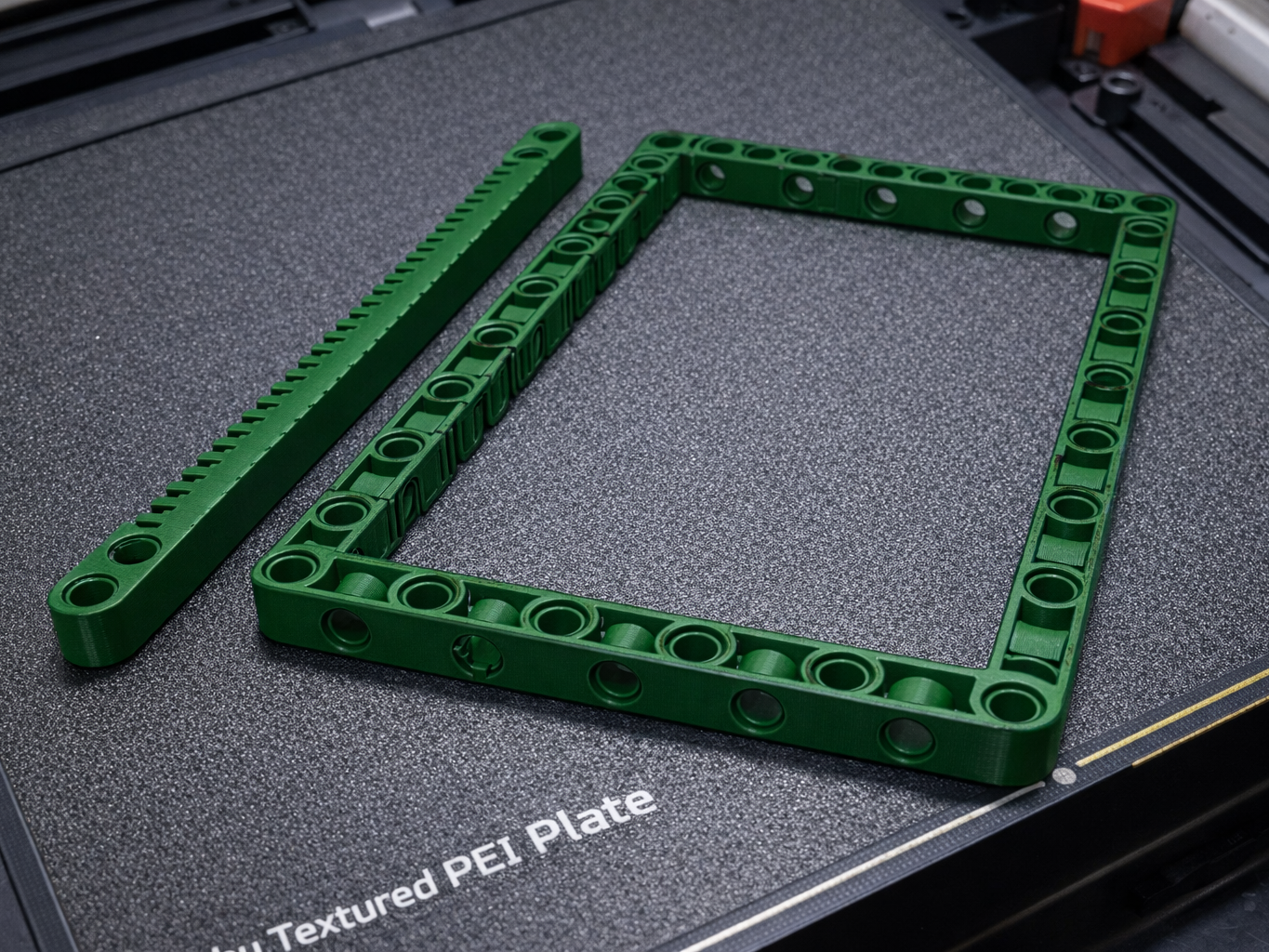 Custom LEGOs Technic Frame + Gear Rack Set