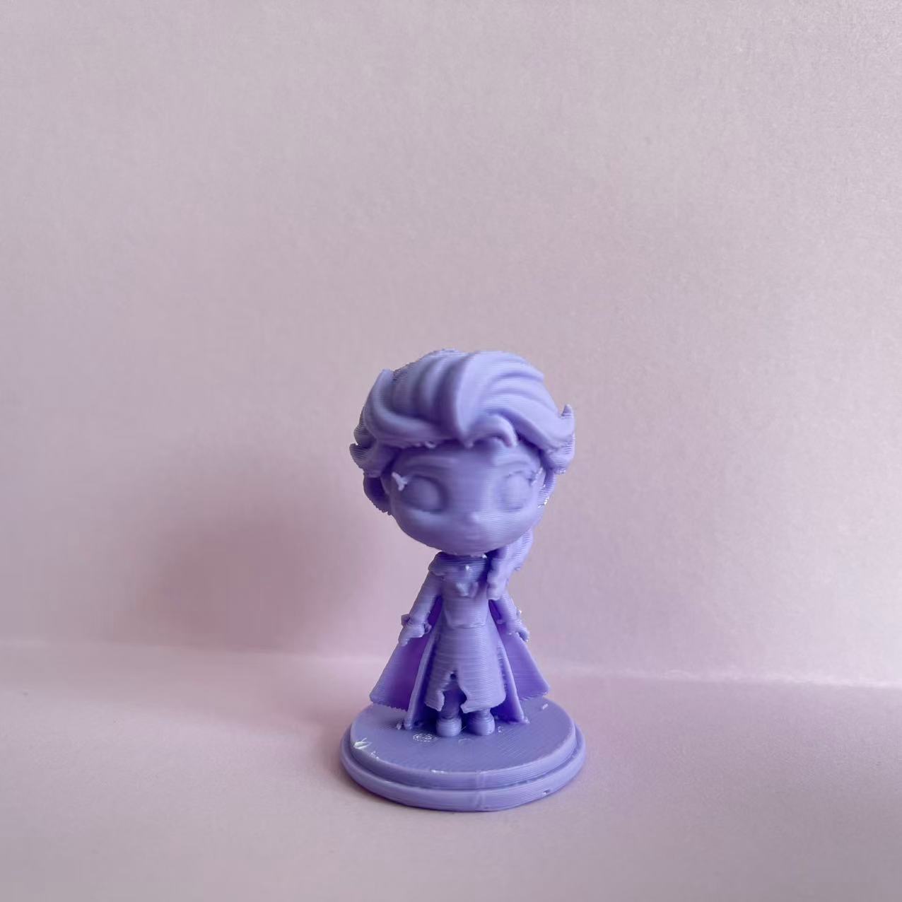 Miniatura 1 do modelo 3D 公主系列之艾莎公主--冰雪奇缘爱莎公主儿童节涂色玩具