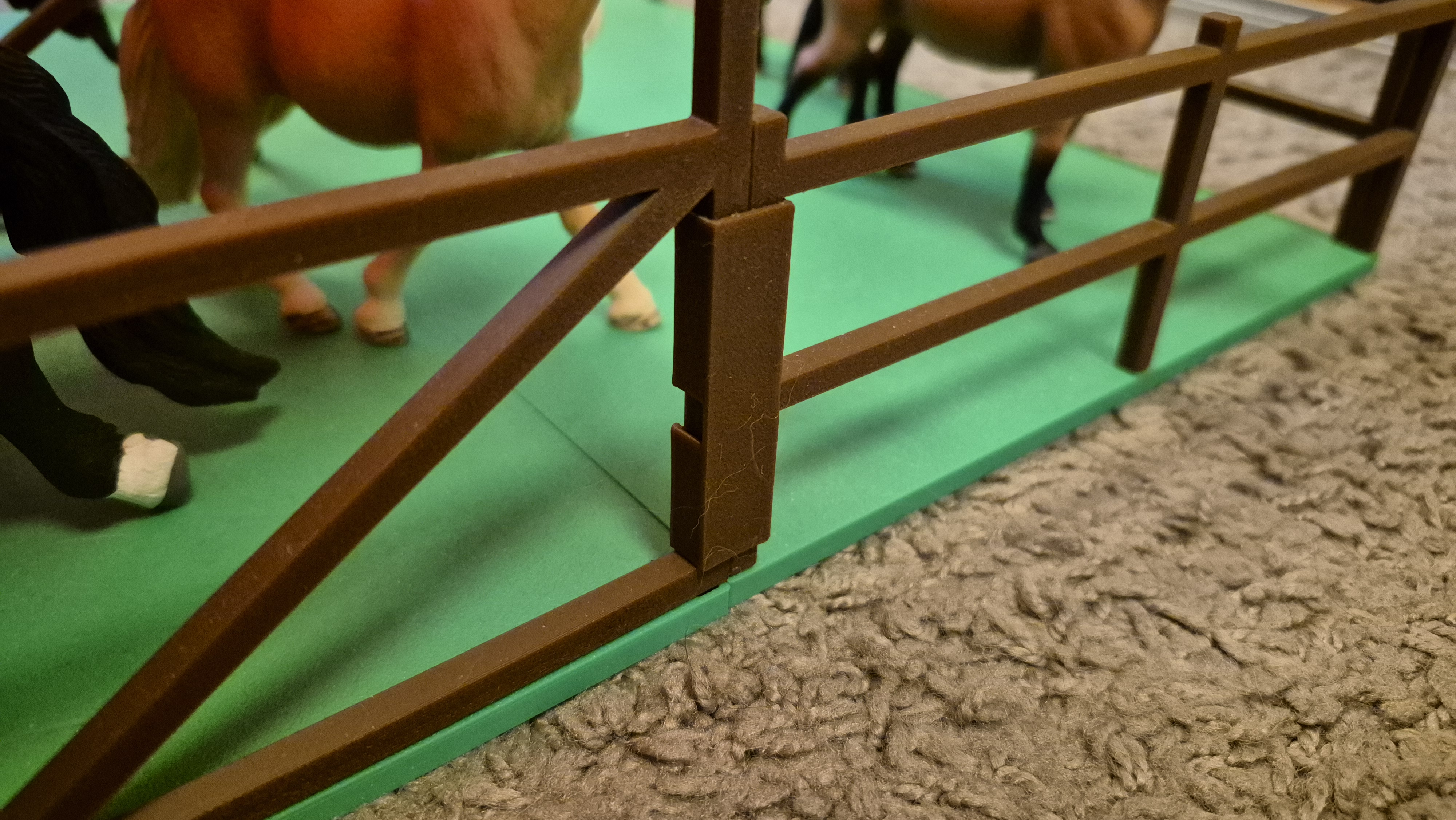 Miniatura 2 do modelo 3D Schleich Koppel (paddock)