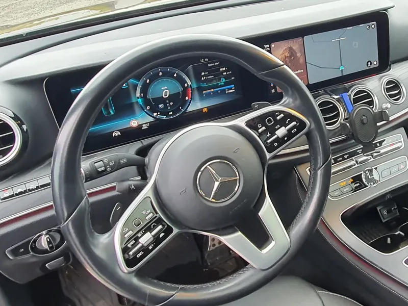 Mercedes Benz phone adaptor