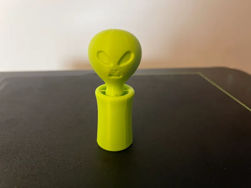 "ShakinHead"Alien