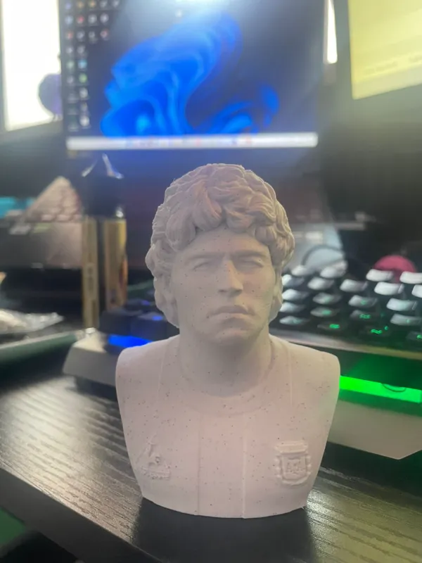 Buste de Maradona