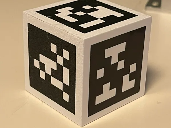 Cube de repérage AprilTag 5 cm