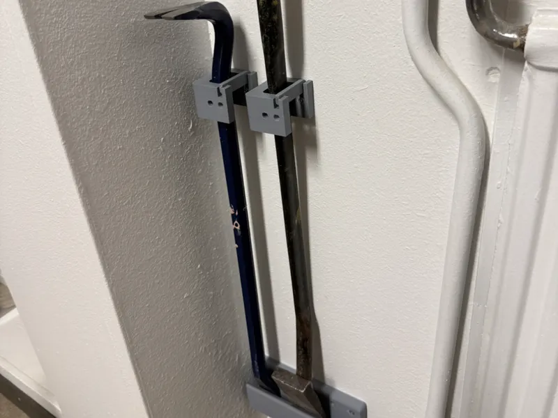 Pry Bar Wall Mount
