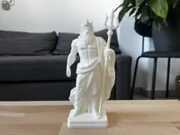 Statue Poséidon style low poly — photo 2