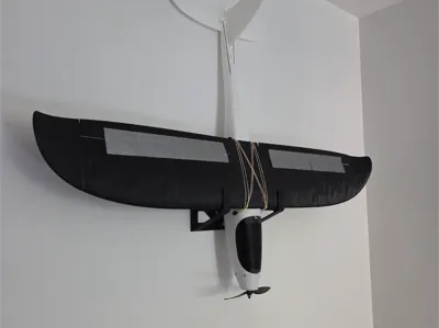 RC airplane wall mount