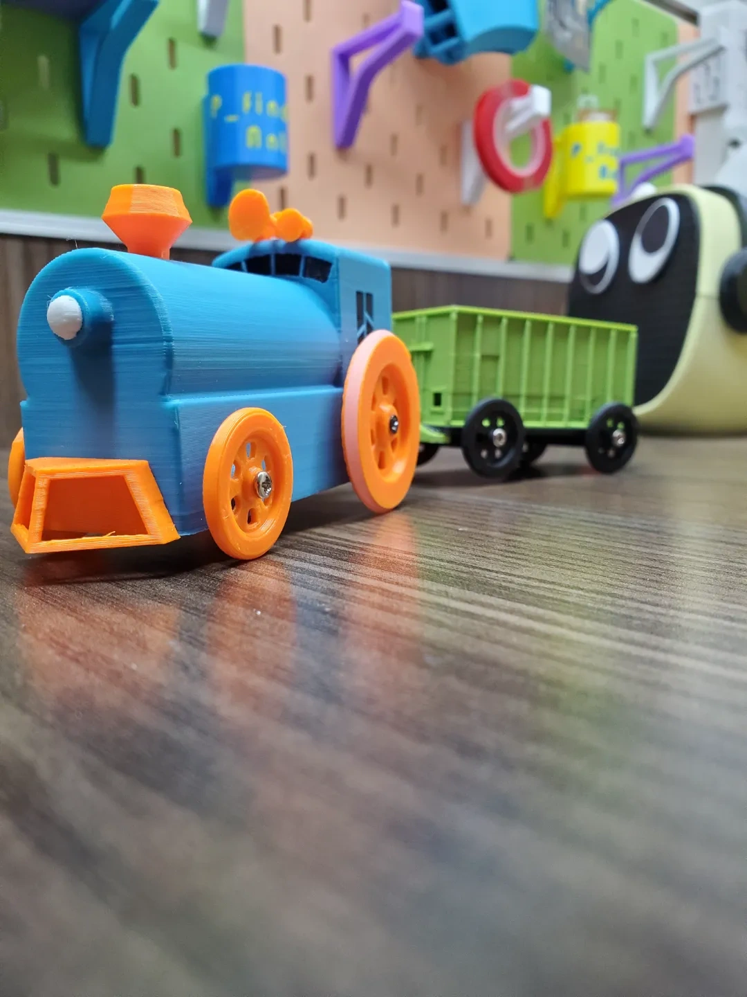 Miniatura 2 do modelo 3D TT小火车