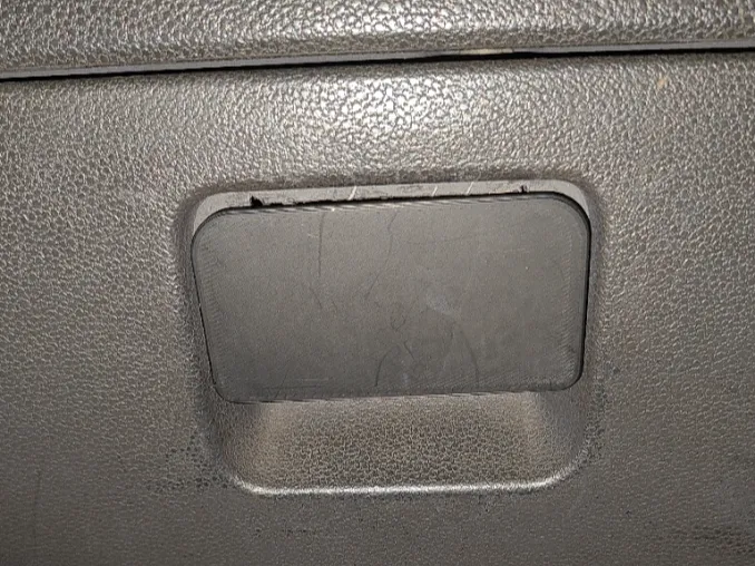 SEAT Ibiza Mk2 Glove Box Handle 