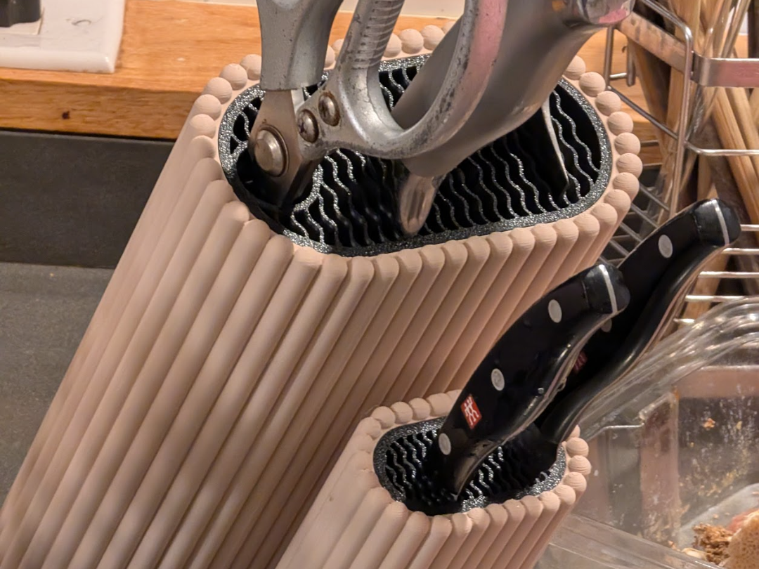 Knife block