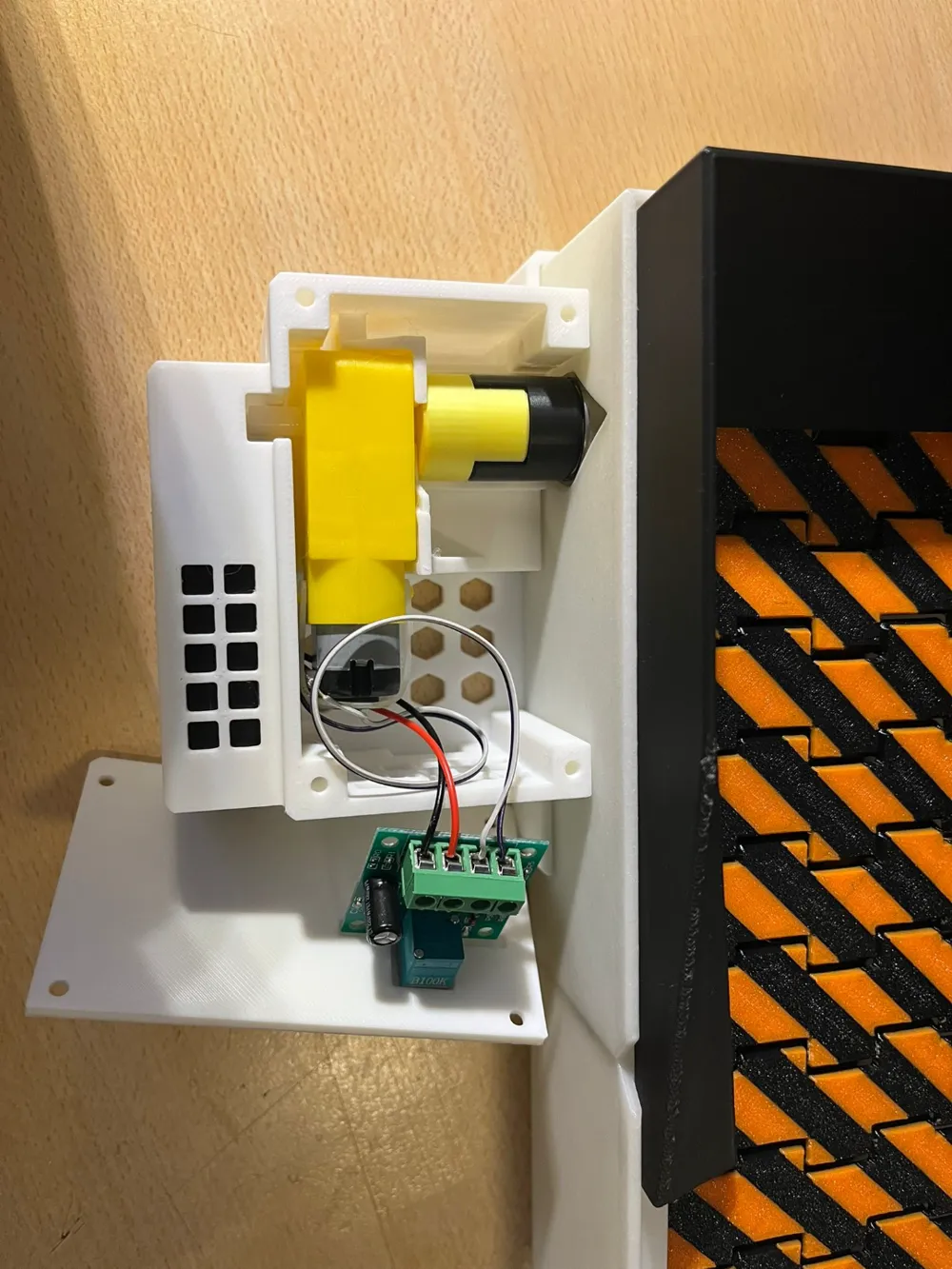 Poop Motor TT motor mount for A1 poop conveyor belt by PatrickBlack MakerWorld ...