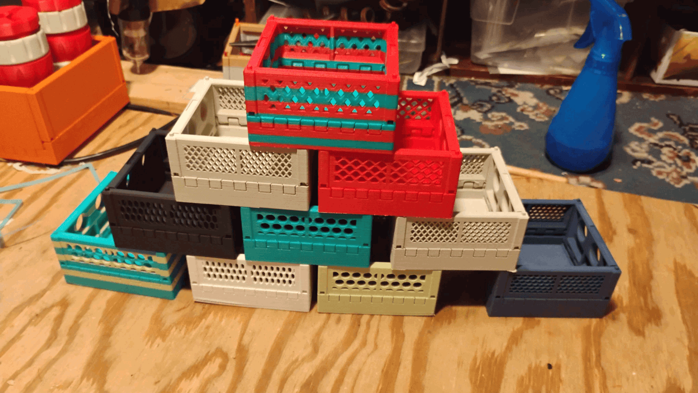 Print-in-place, support-free, and collapsible Box