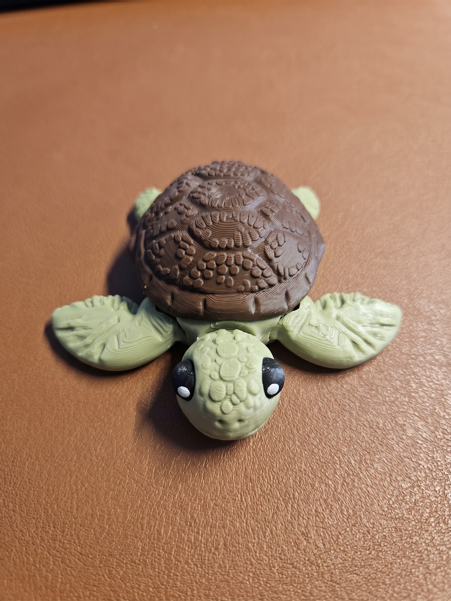Tiny Tide Wanderer – Articulated Baby Sea Turtle - 1
