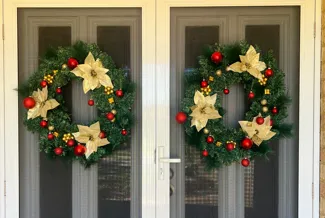 Wreath Flyscreen Hanger