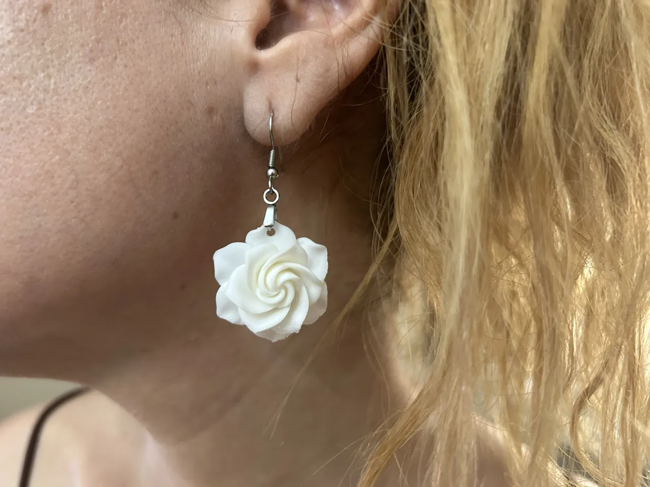Elegant Gardenia Flower Earrings view 2