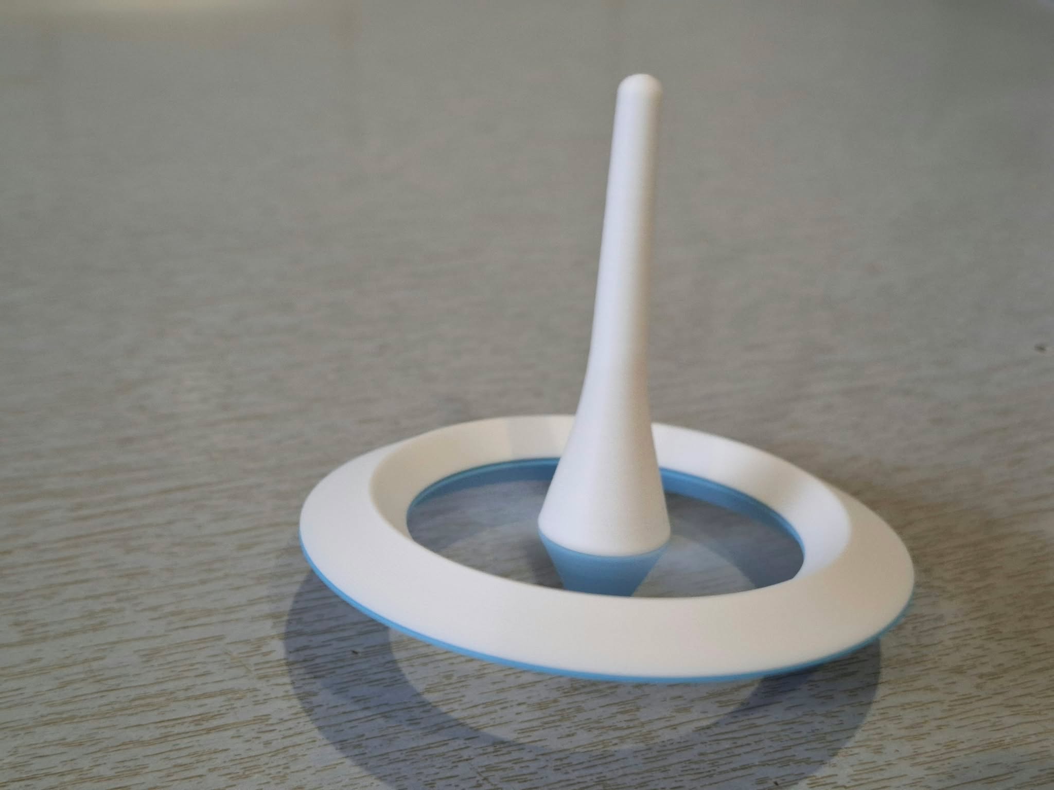 LEVITO Spinner - 1