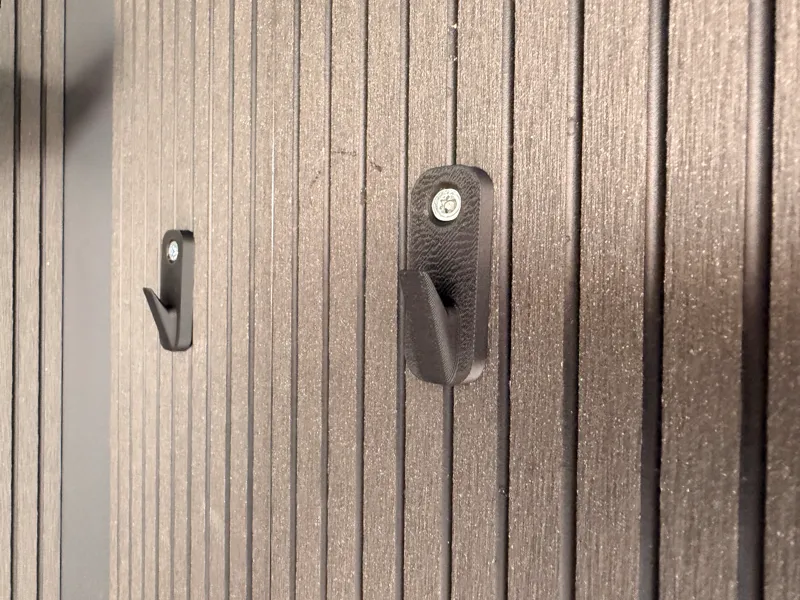 Simple Towel Hook – Easy and Sturdy