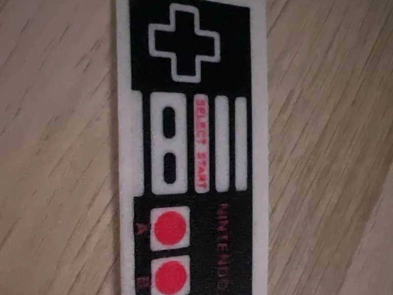 llavero nintendo nes