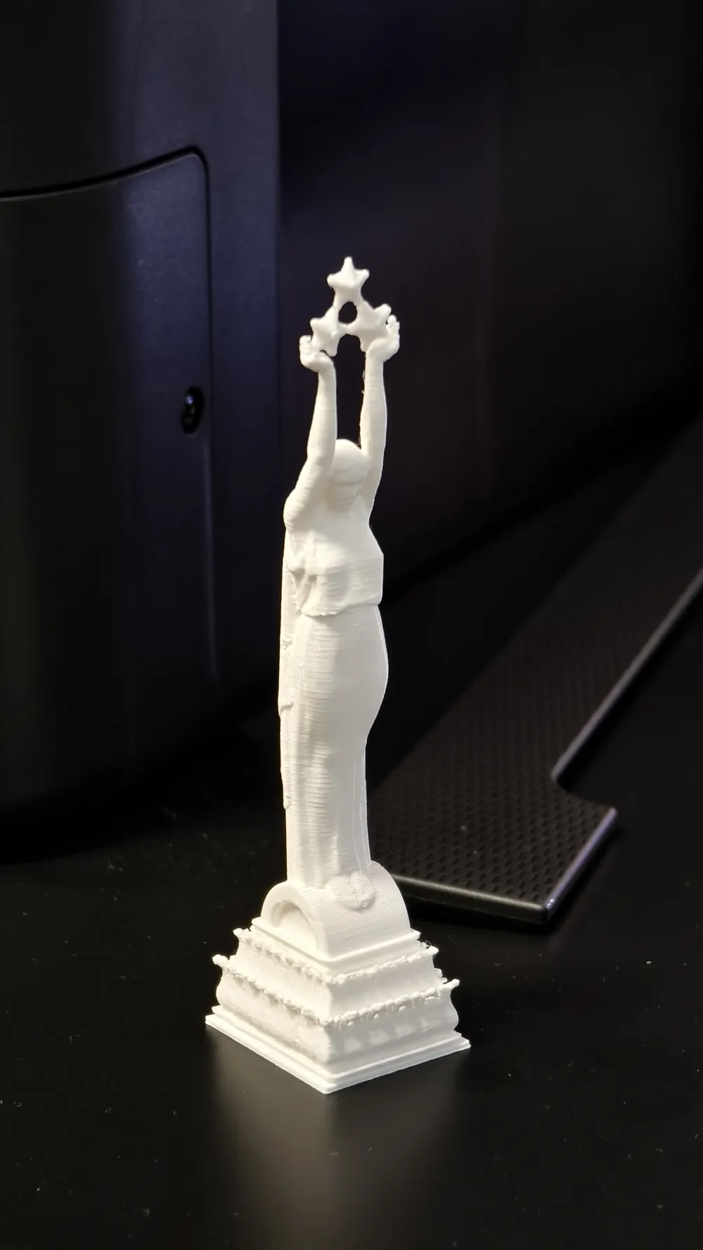 The Freedom Monument - Free 3D Print Model - MakerWorld