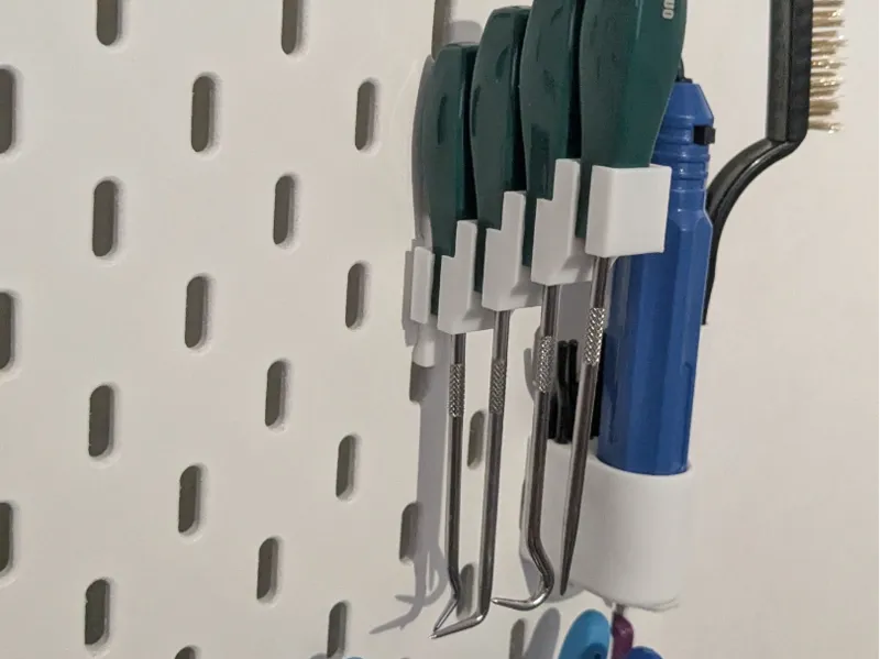 Skadis Precision hook mount