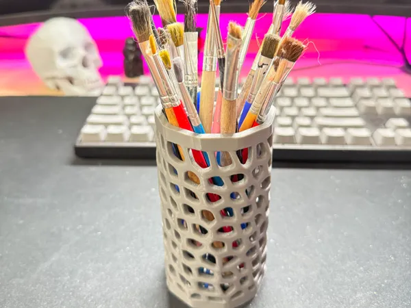 Pot de rangement pour pinceaux et crayons