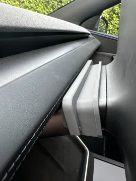 Organizador: Hidden Dashboard Drawer for Tesla Model Y 2026 — vista de referencia 5
