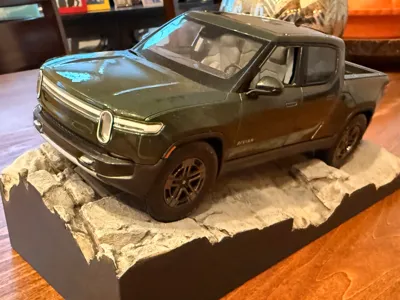 Rivian R1T Die-Cast Rock Stand
