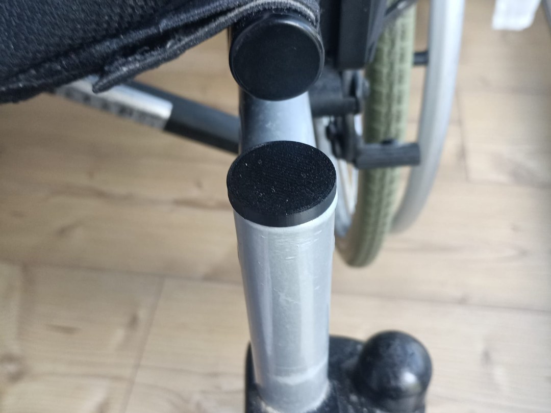 Rollstuhl verschlusskappe