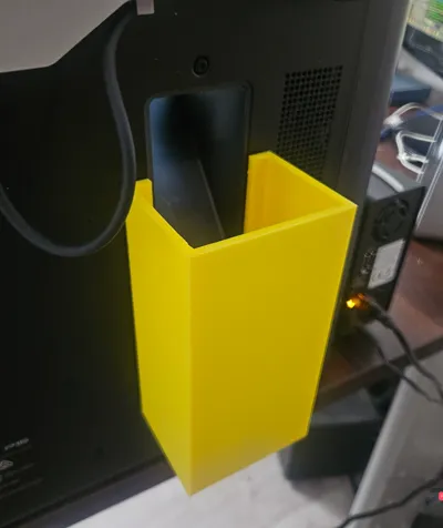 Magnet Trash Can