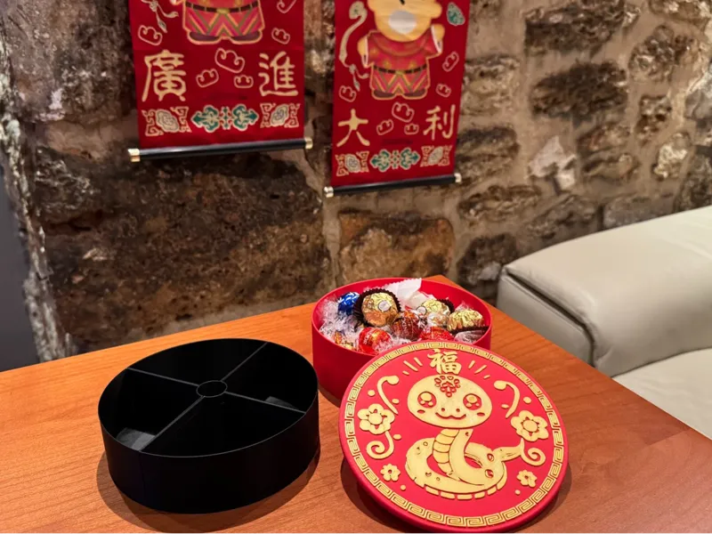 Cute snake chinese new year candy box