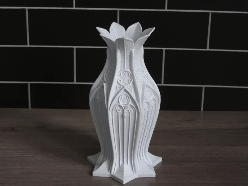 Gothic leafe Vase