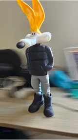 Фигурка Wile E. Coyote