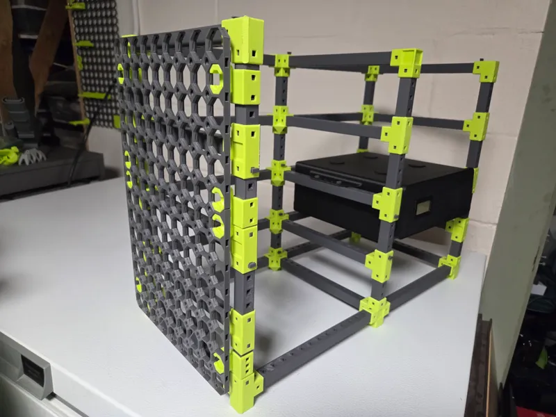 MultiBoard connectors for HomeRacker