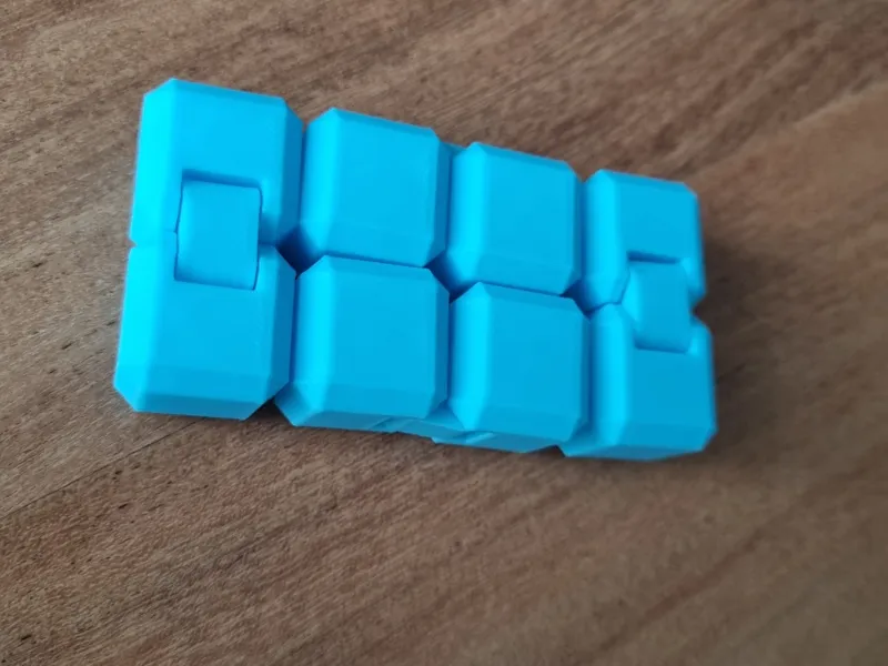 Infinity cube