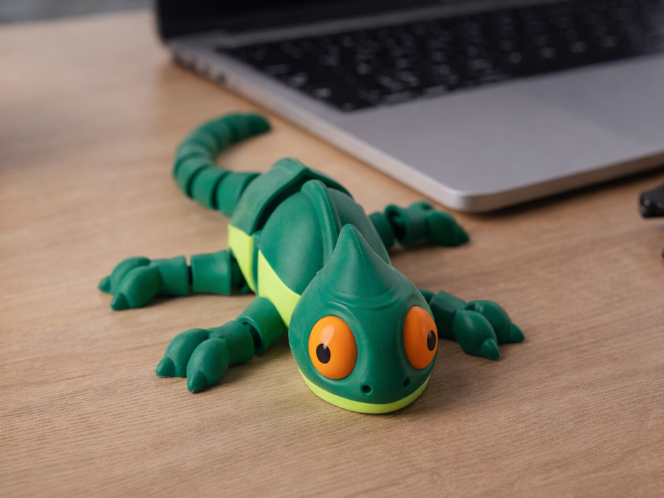 Flexi Chameleon Toy — Articulated Fidget Lizard