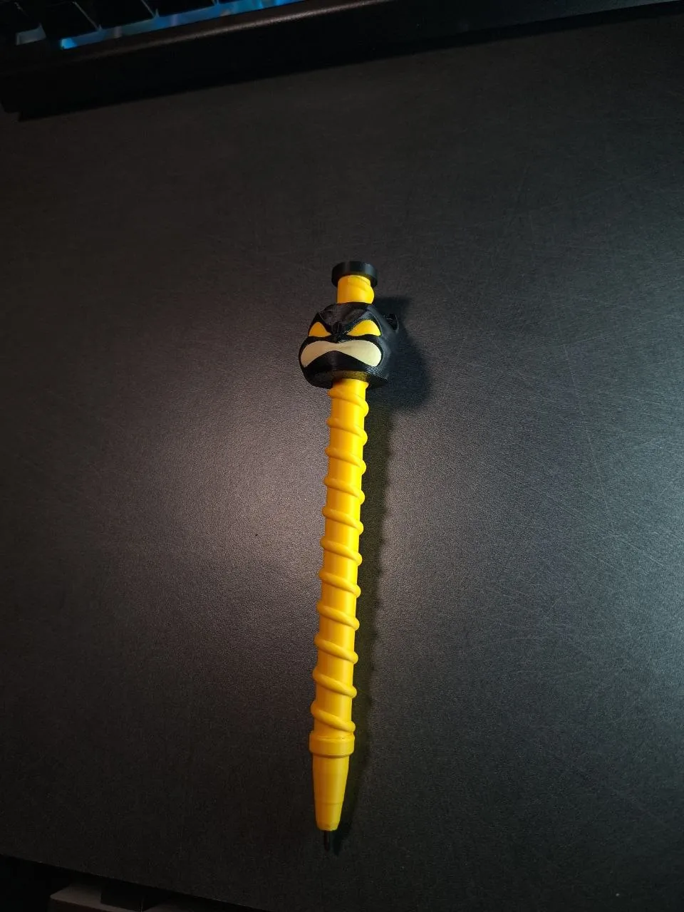 BATMAN Fidget Pen (Rotating Topper) - Free 3D Print Model - MakerWorld