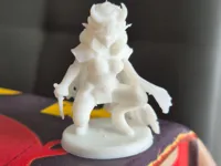 Figurine de tieffeline voleuse pour JDR — photo 1