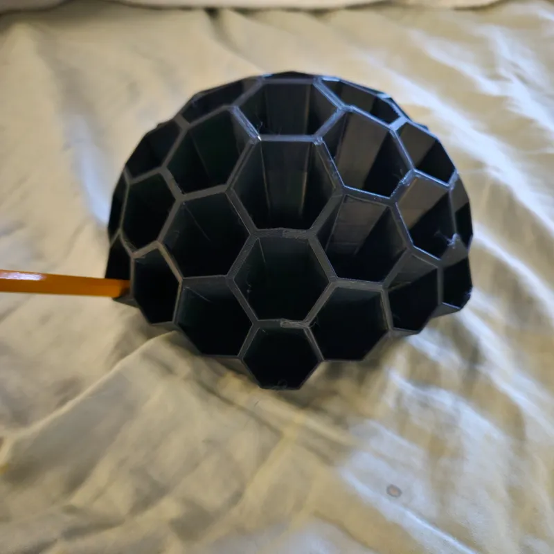 Honeycomb Pen Organizer