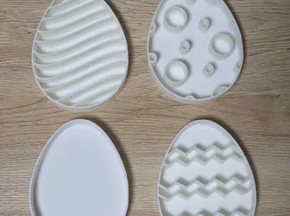 Easter eggs sensory play tray