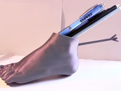 Achilles Heel Pen Pot