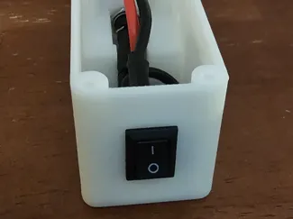Simple Power Box with 10 mm Toggle Switch